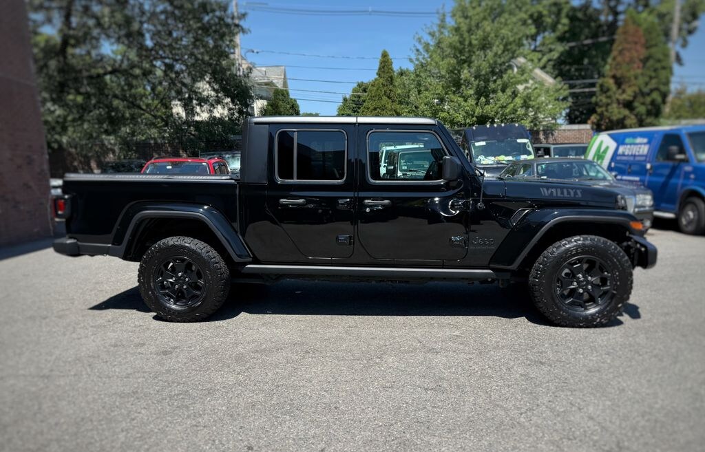 Used 2022 Jeep Gladiator Willys Truck