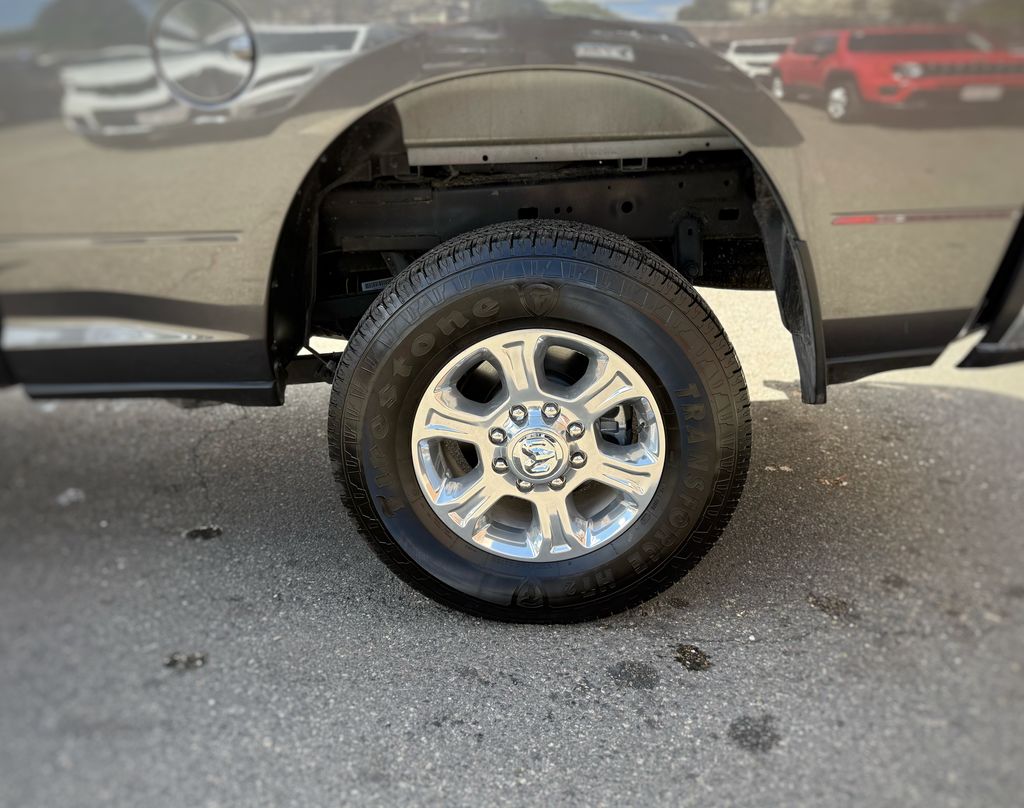 2025 RAM 2500 Big Horn - Photo 16