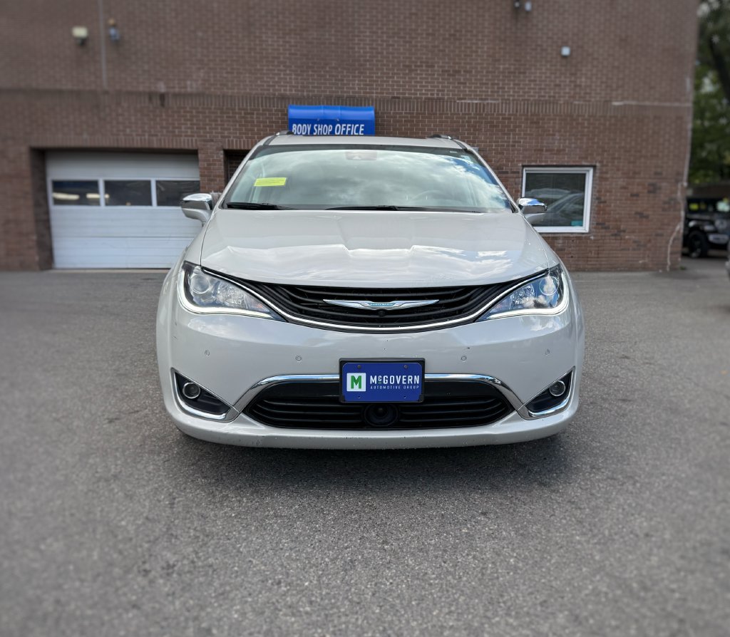 Used 2019 Chrysler Pacifica Hybrid Limited with VIN 2C4RC1N7XKR698586 for sale in Newton, MA