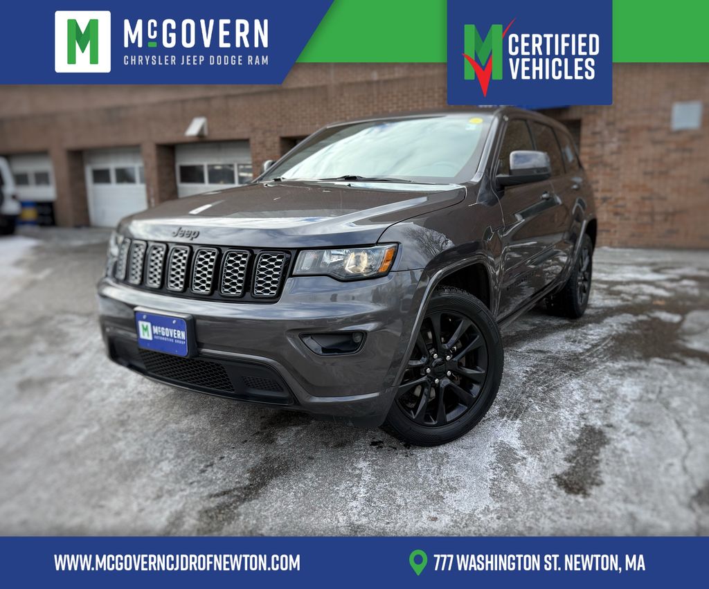 2018 Jeep Grand Cherokee Altitude's photo