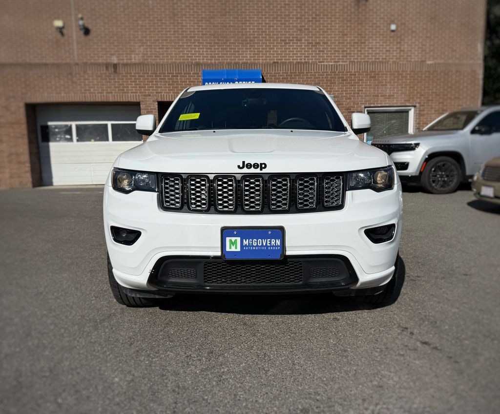 Used 2018 Jeep Grand Cherokee Altitude SUV