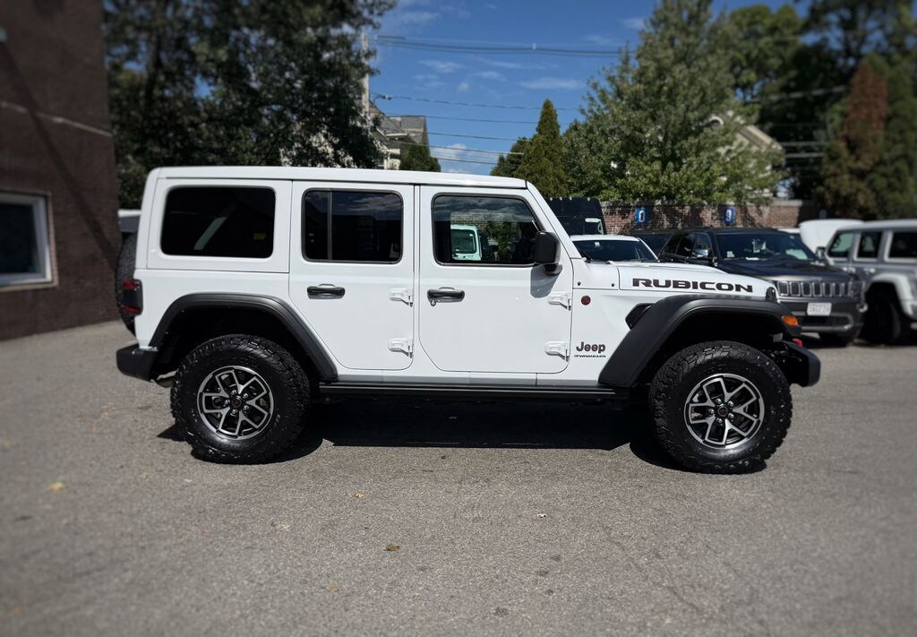 Used 2025 Jeep Wrangler Rubicon SUV