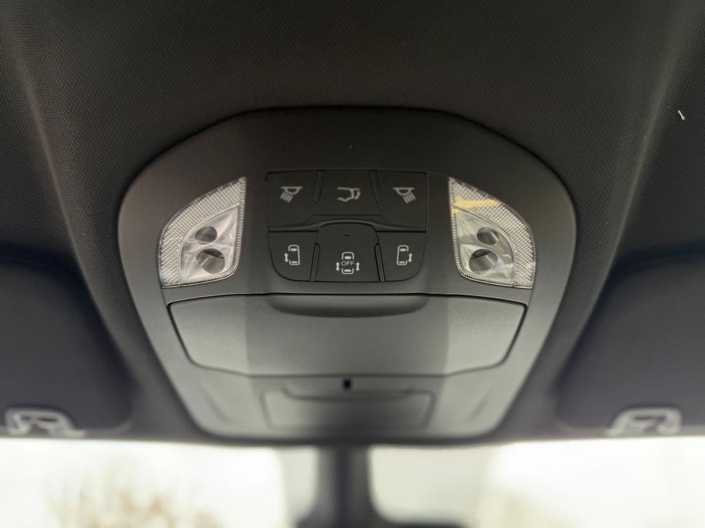 2026 Chrysler Pacifica Select - Photo 25