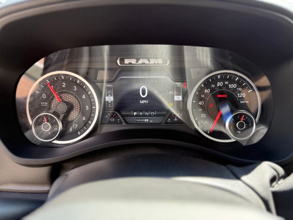 2025 RAM 2500 Big Horn - Photo 11