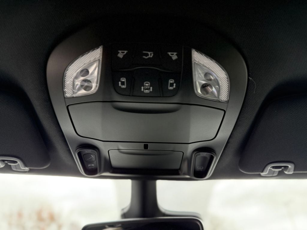 2026 Chrysler Pacifica Select - Photo 28