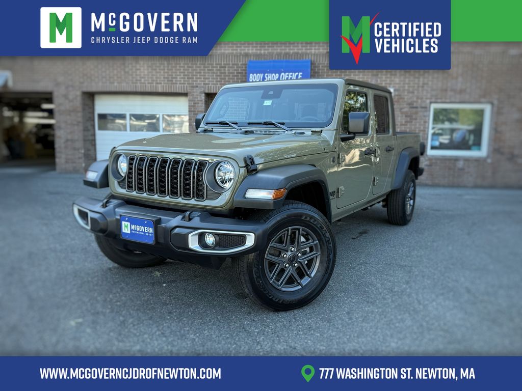 2025 Jeep Gladiator Pickup 