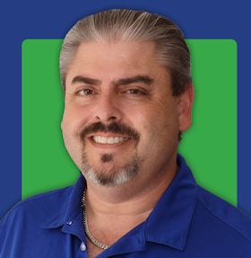 Staff member Kenneth Meltzer from 55dafd282437