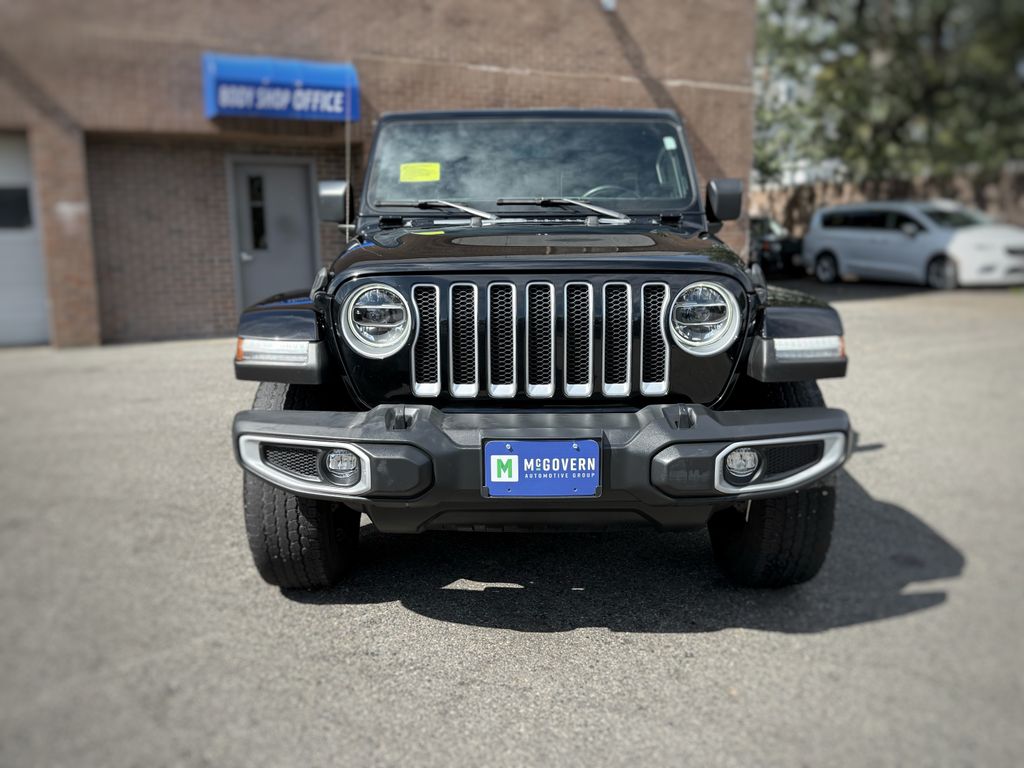 2021 Jeep Wrangler Unlimited Sahara photo 2