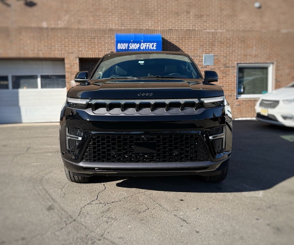 New 2026 Jeep Grand Wagoneer Limited Reserve Sport Utility