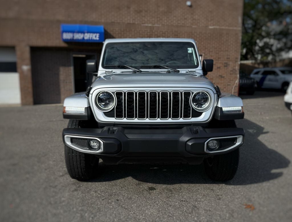 Used 2024 Jeep Wrangler Sahara SUV