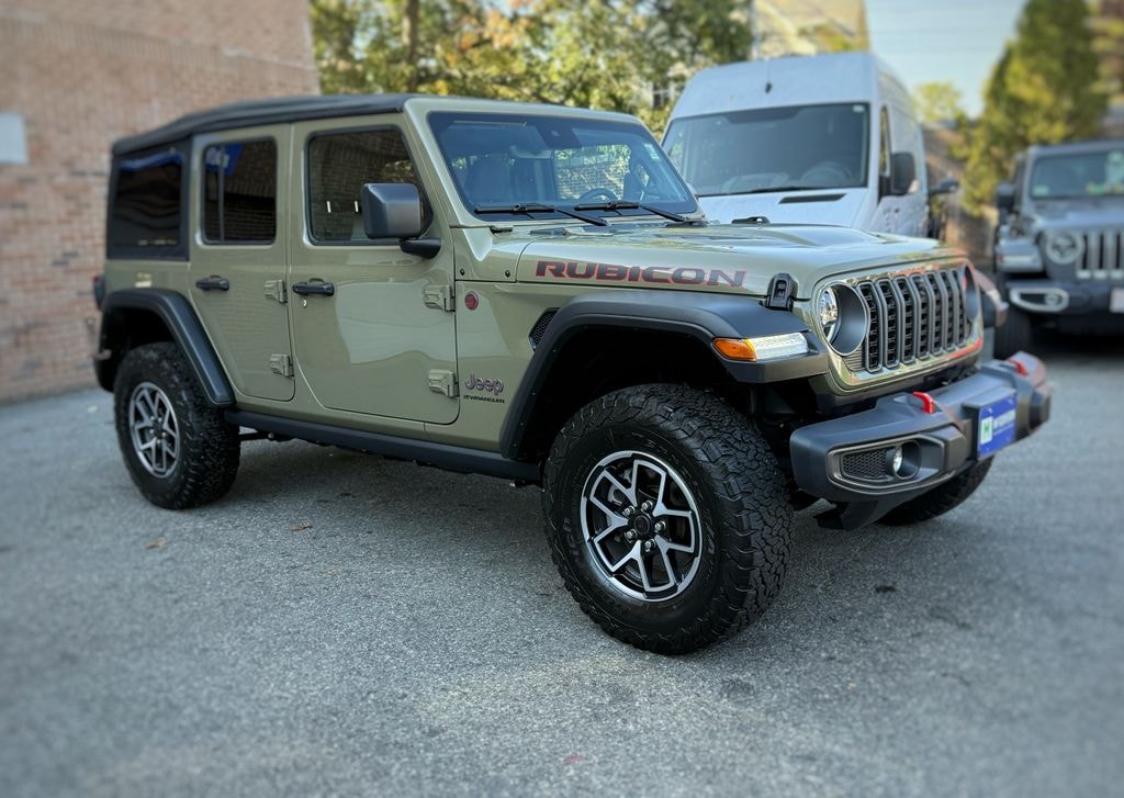 Used 2025 Jeep Wrangler Rubicon SUV