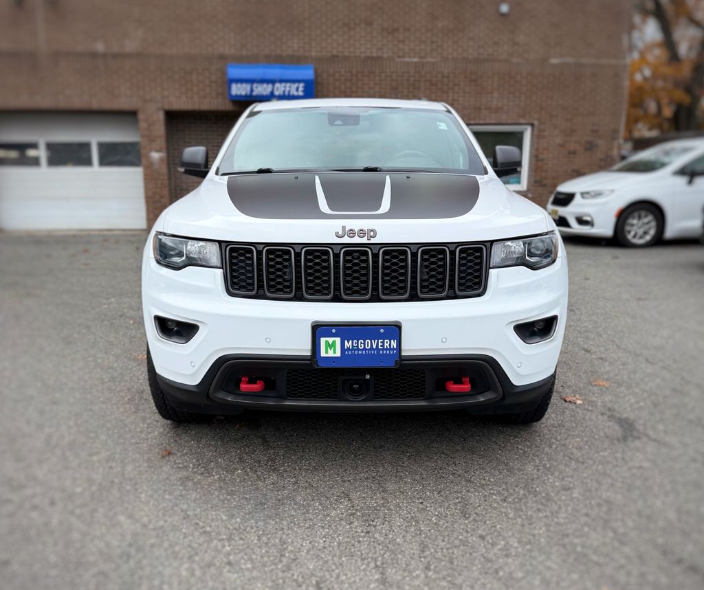 2019 Jeep Grand Cherokee Trailhawk photo 2