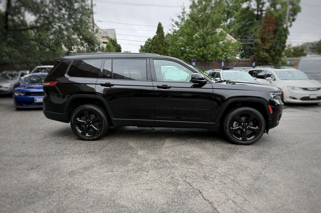 Used 2023 Jeep Grand Cherokee L Altitude X SUV