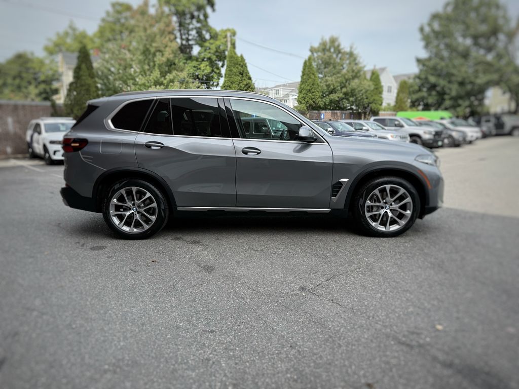 2024 Bmw X5 xDrive40i photo 3