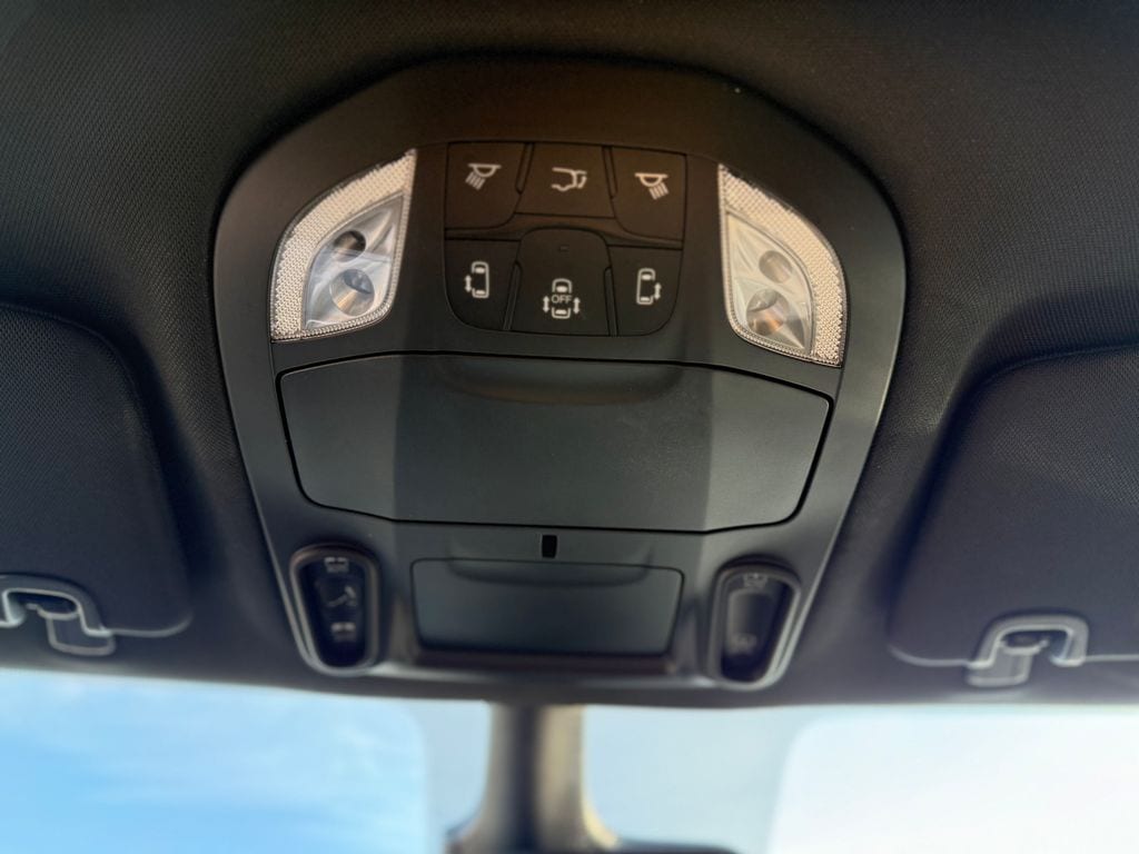 2026 Chrysler Pacifica Select - Photo 29