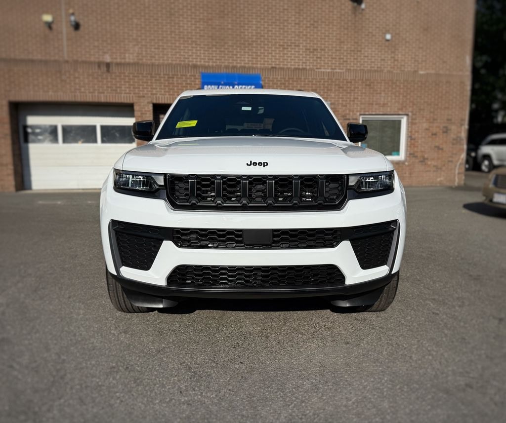 New 2026 Jeep Grand Cherokee L Altitude Sport Utility
