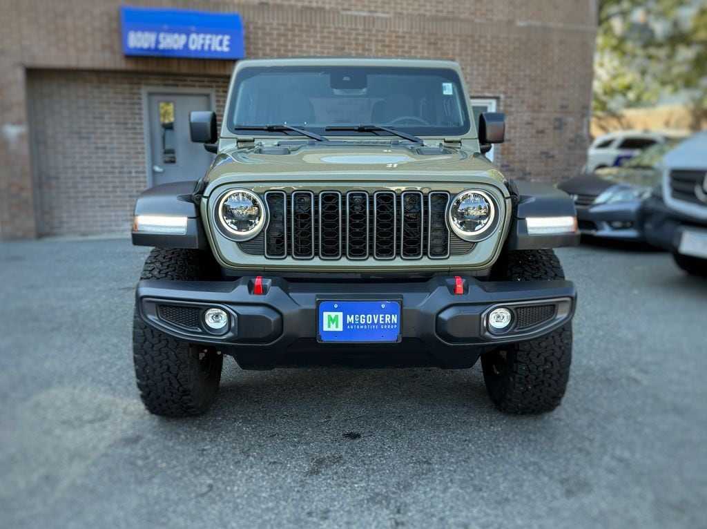 Used 2025 Jeep Wrangler Rubicon SUV