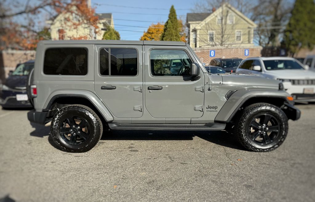 2021 Jeep Wrangler Unlimited Sahara Altitude photo 4