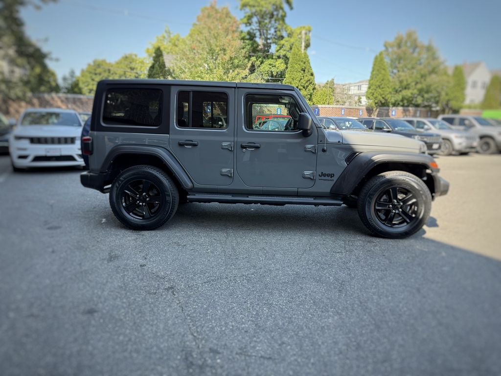 2021 Jeep Wrangler Unlimited Sport Altitude photo 3