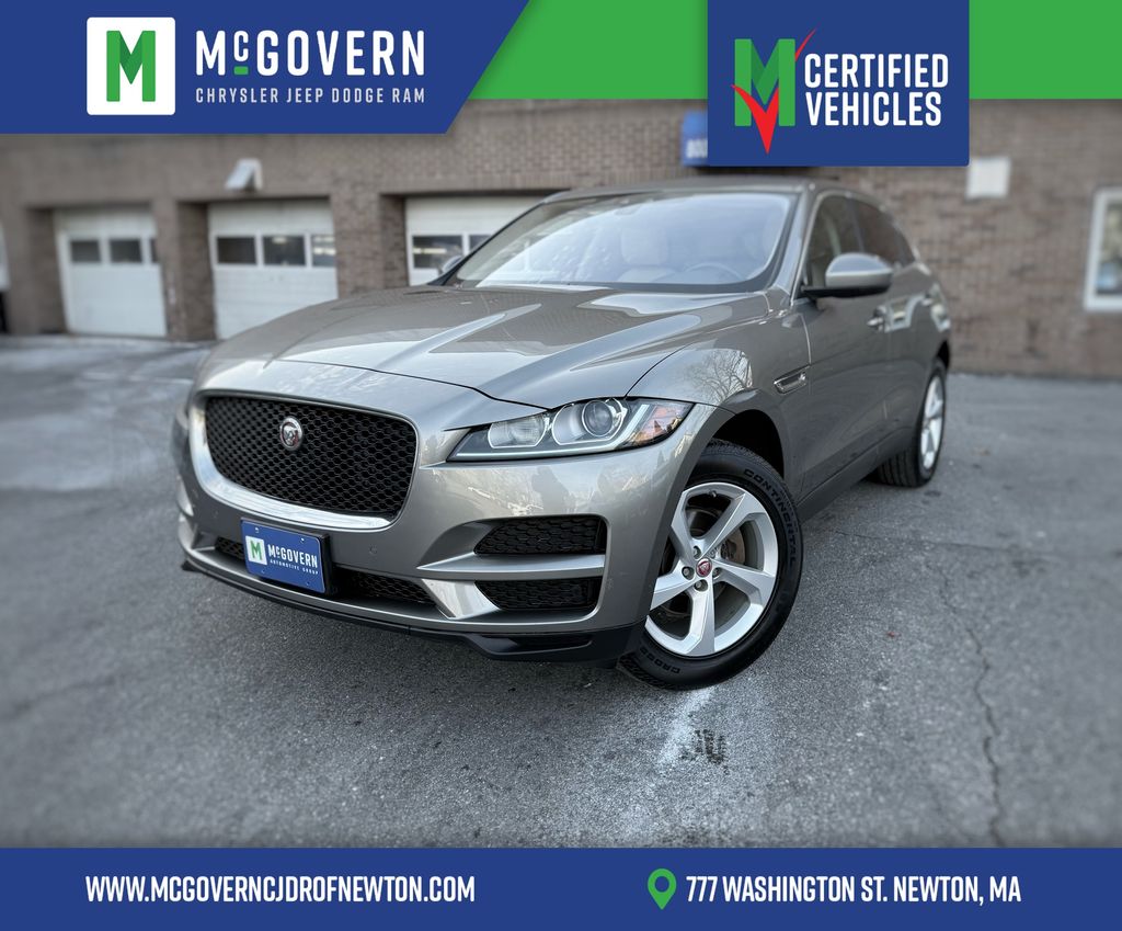 2020 Jaguar F-Pace Premium's photo