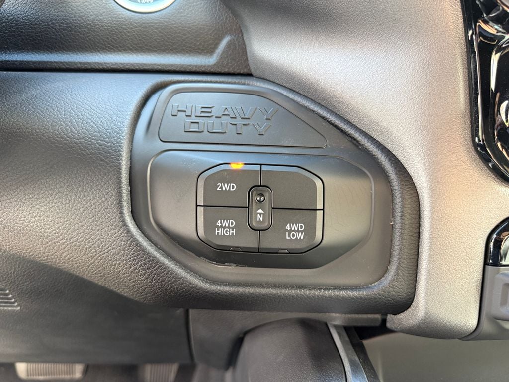 2025 RAM 2500 Big Horn - Photo 17