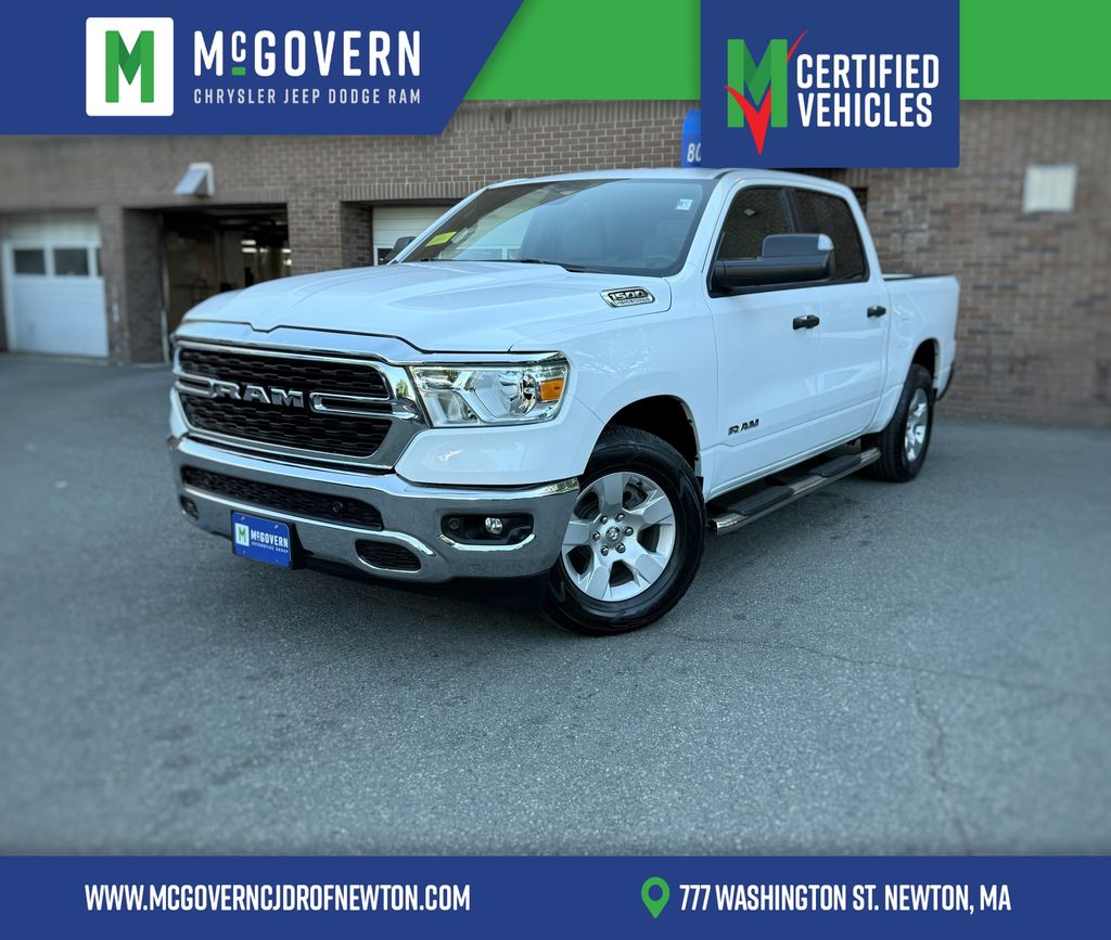 2024 RAM 1500 Big Horn/Lone Star 4x4 Crew Cab 5'7's photo