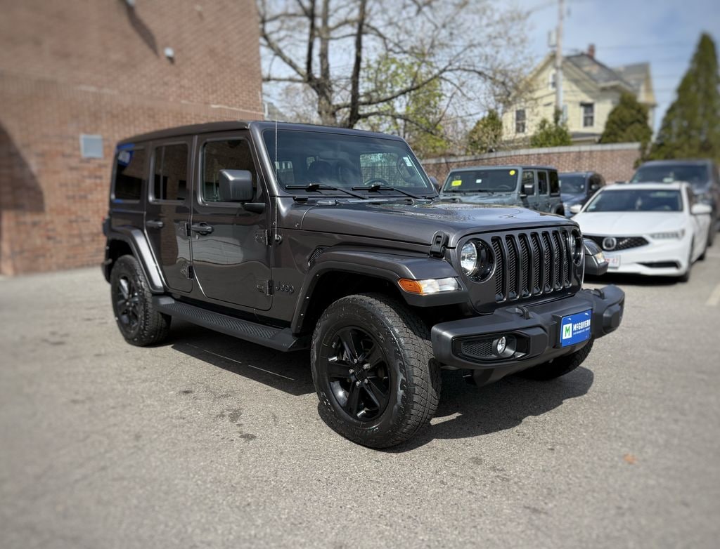 Used 2022 Jeep Wrangler Unlimited Sahara Altitude SUV