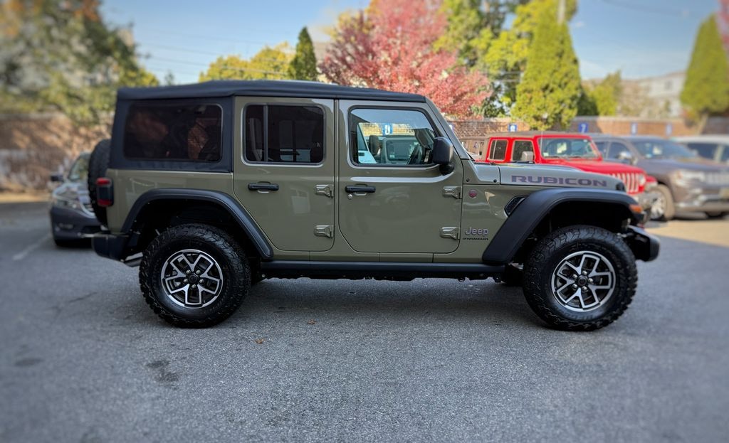 Used 2025 Jeep Wrangler Rubicon SUV
