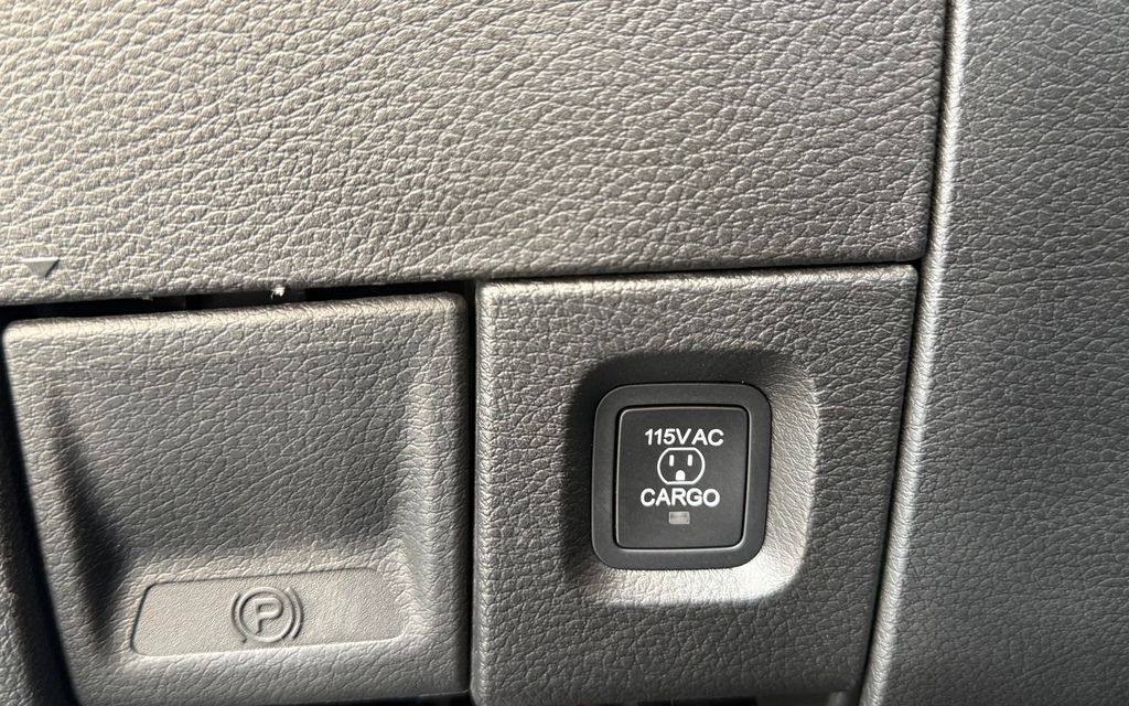 2025 RAM 2500 Big Horn - Photo 24