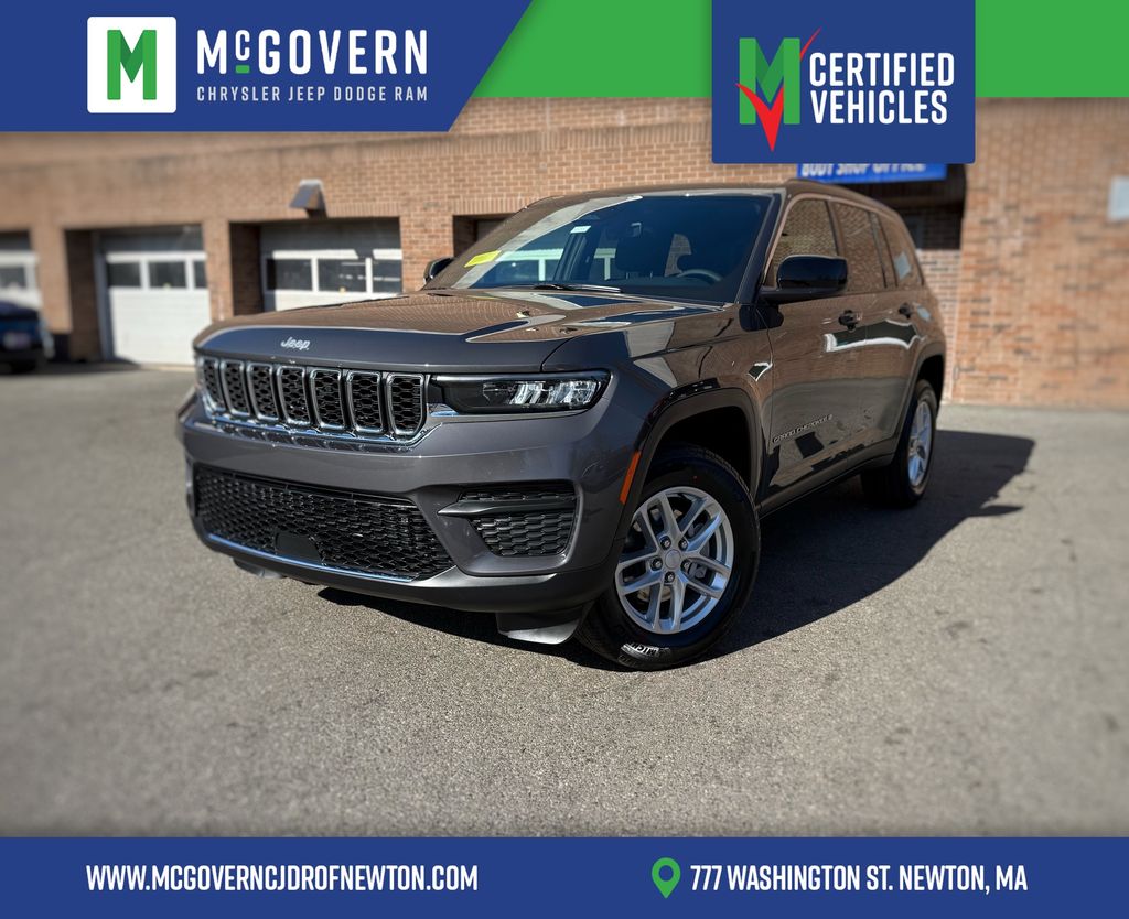 2026 Jeep Grand Cherokee Laredo