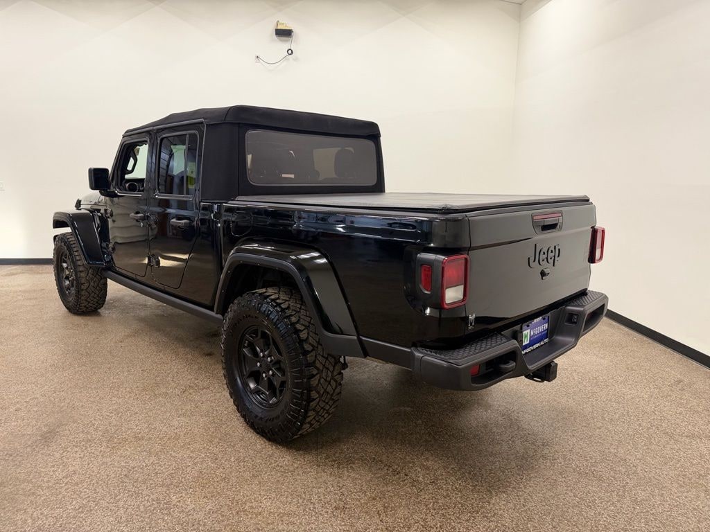 Used 2022 Jeep Gladiator Sport Truck Crew Cab
