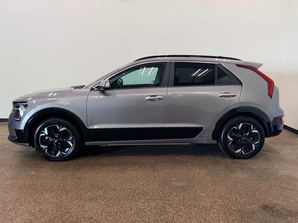 Used 2024 Kia Niro Wind with VIN KNDCR3L12R5098411 for sale in Medford, MA