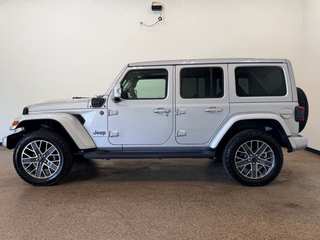 Used 2024 Jeep Wrangler 4xe High Altitude SUV