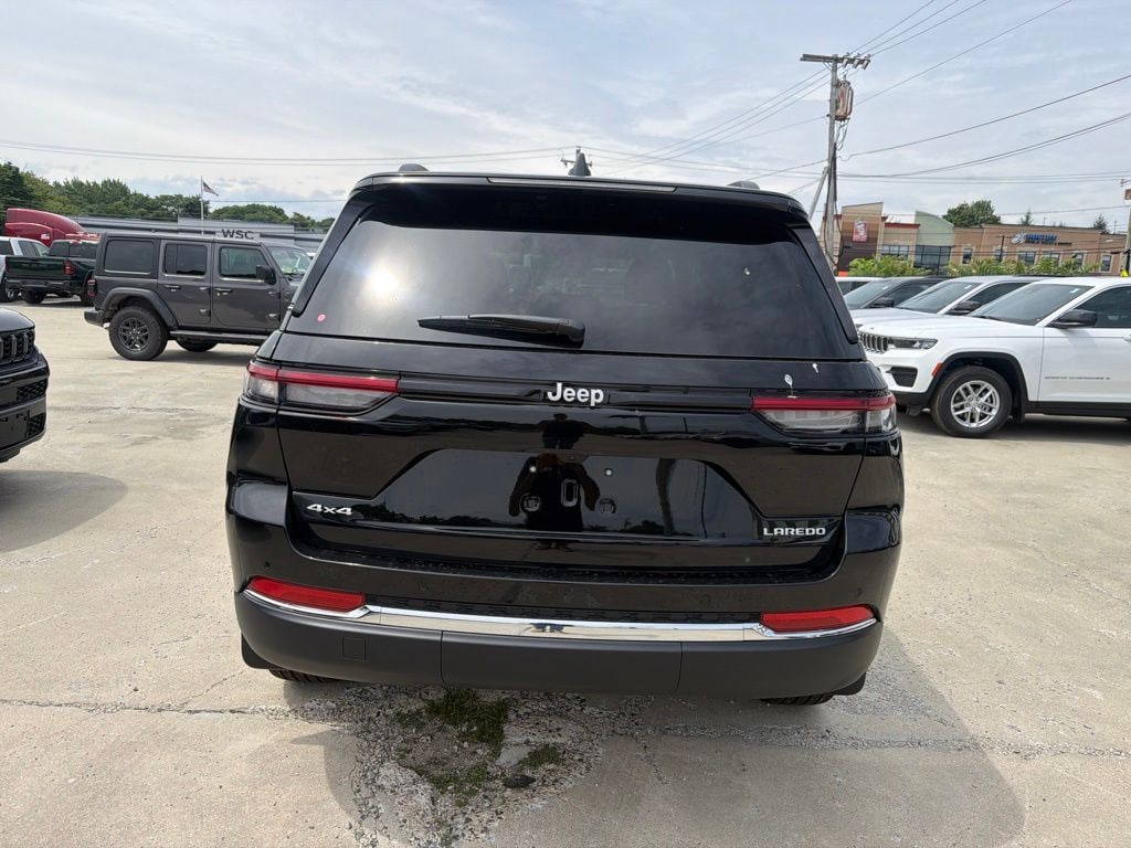 New 2026 Jeep Grand Cherokee Laredo X Sport Utility