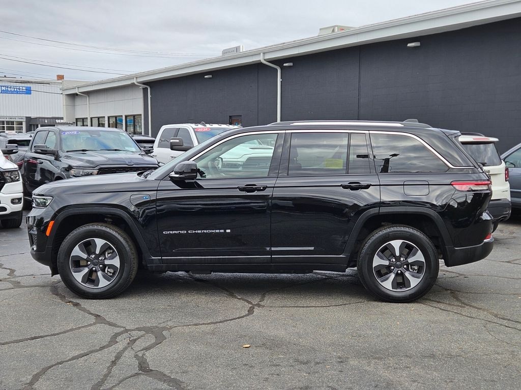 Used 2022 Jeep Grand Cherokee 4xe Base SUV