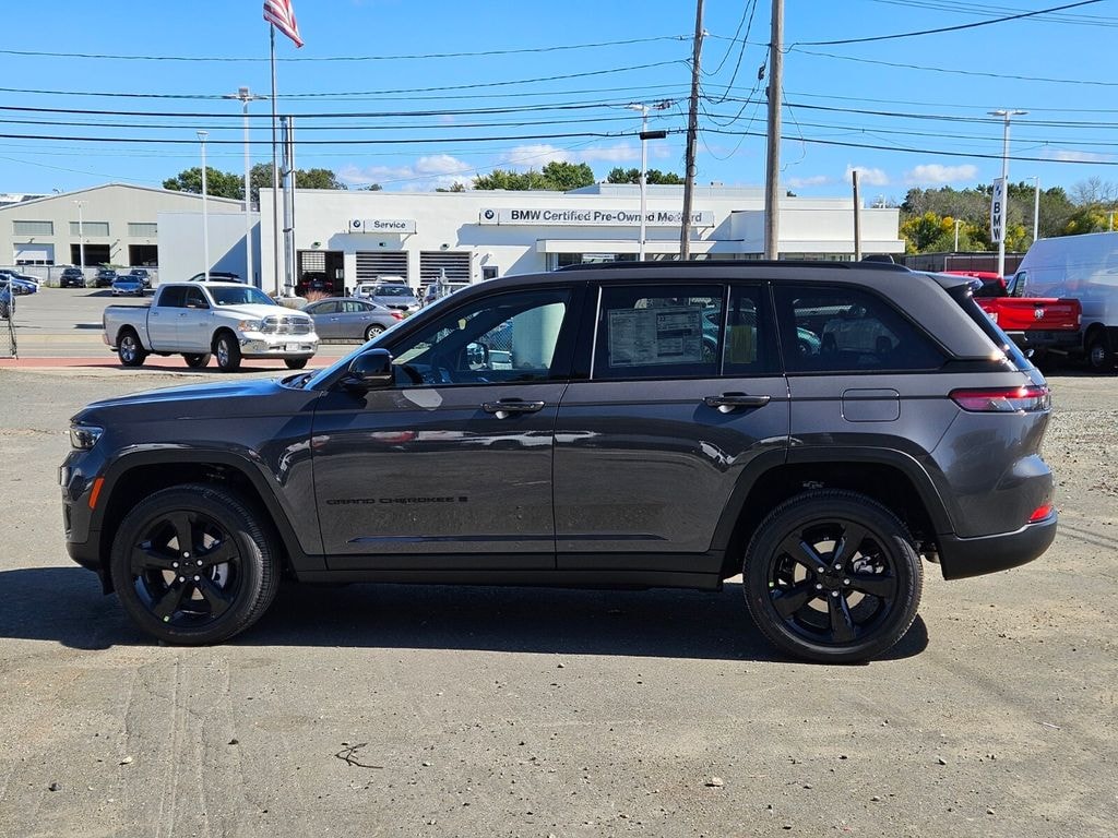 New 2025 Jeep Grand Cherokee Altitude X Sport Utility