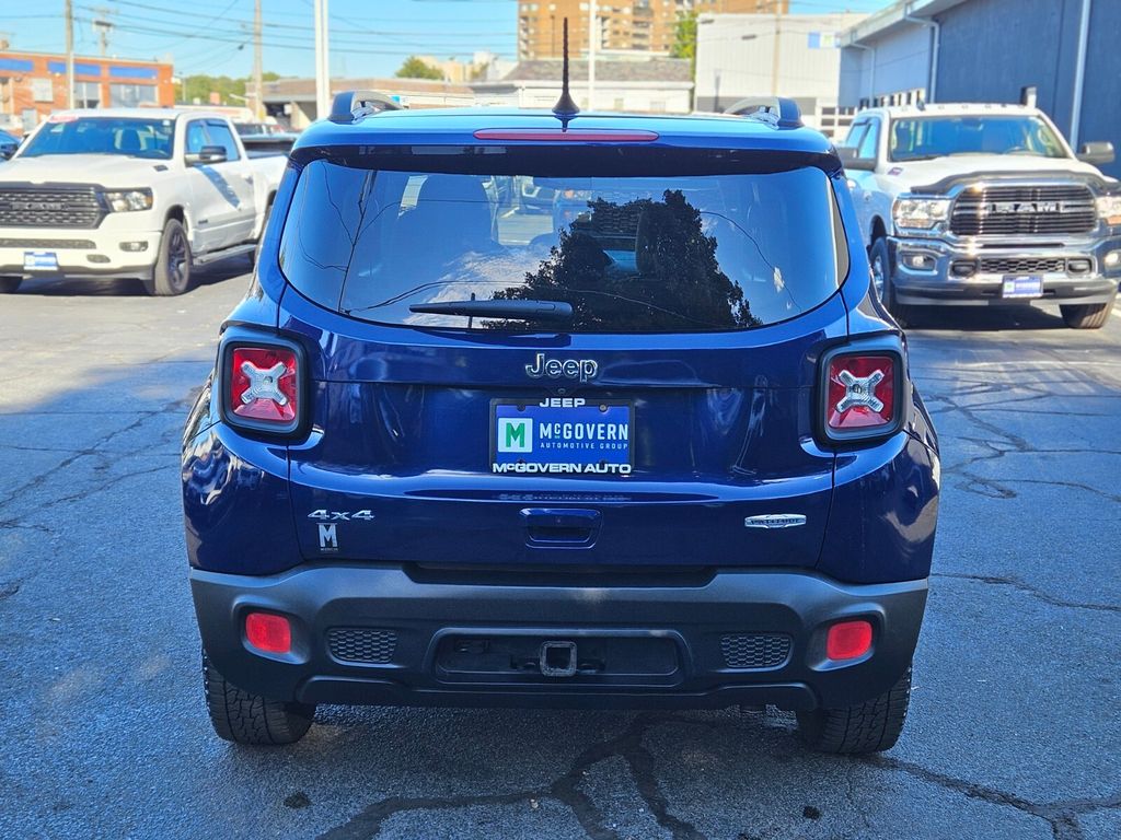 2018 Jeep Renegade Latitude North Edition photo 3