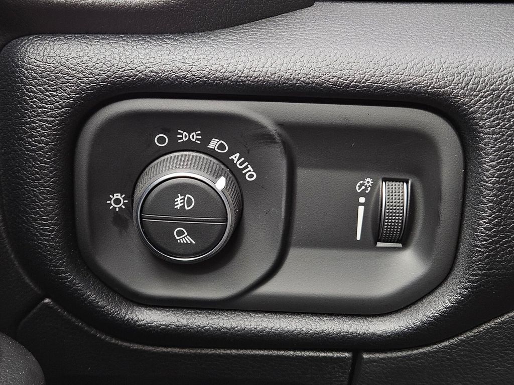 2026 RAM 1500 Big Horn/Lone Star - Photo 24