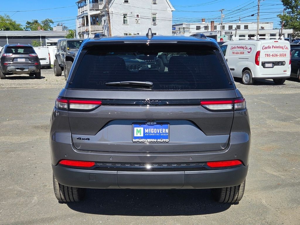 New 2025 Jeep Grand Cherokee Altitude X Sport Utility