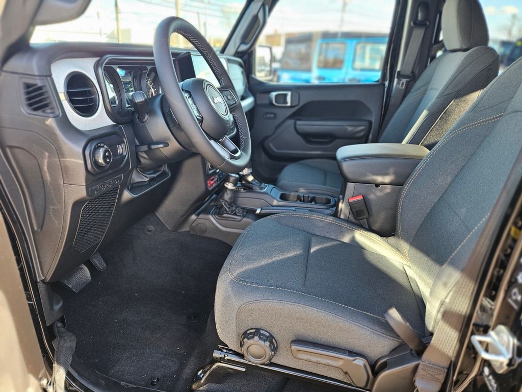 2026 Jeep Gladiator Willys - Photo 14