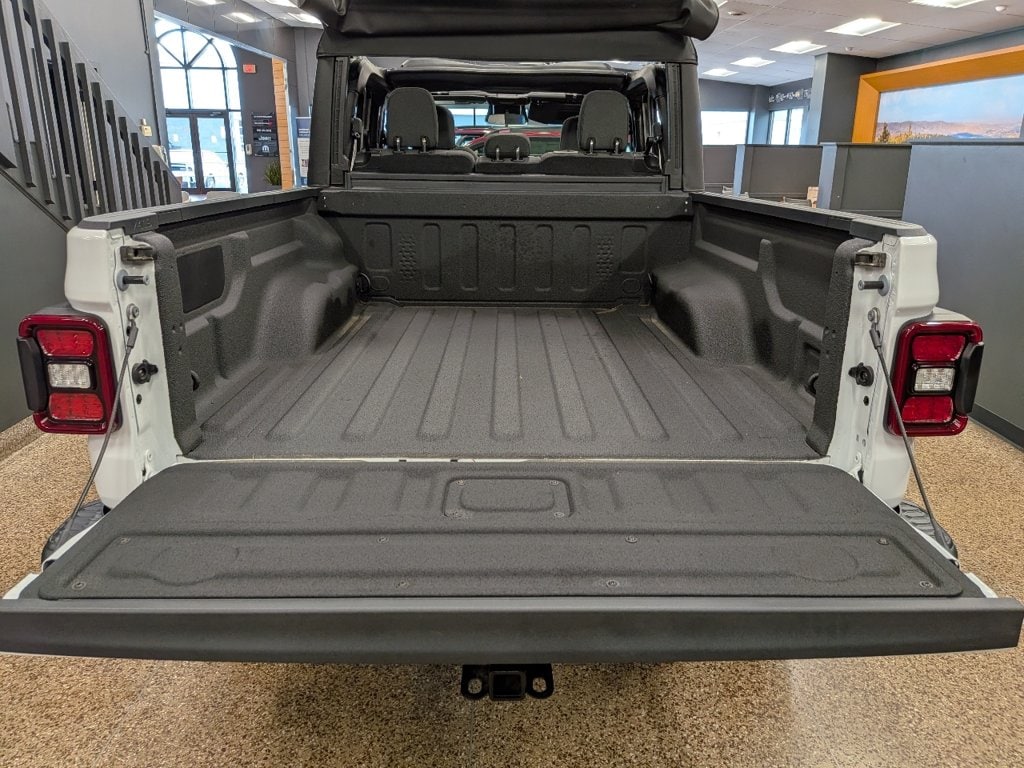 2026 Jeep Gladiator Rubicon - Photo 10