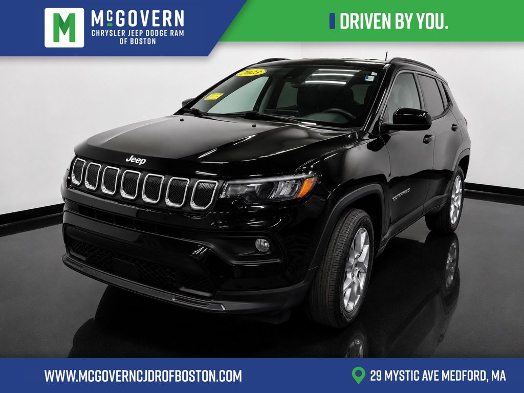 2022 Jeep Compass Latitude Lux 4X4's photo