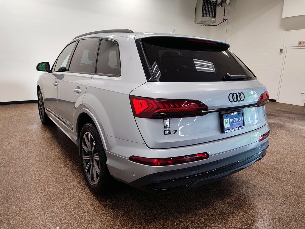 Used 2023 Audi Q7 45 Premium SUV