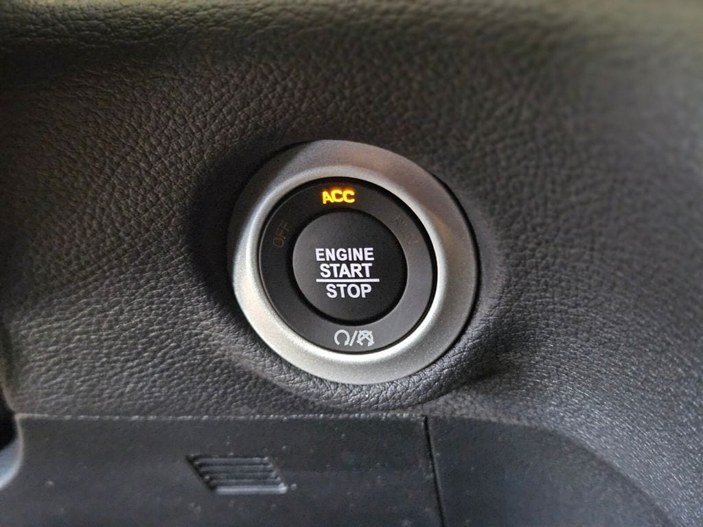 2025 Chrysler Pacifica Select - Photo 23