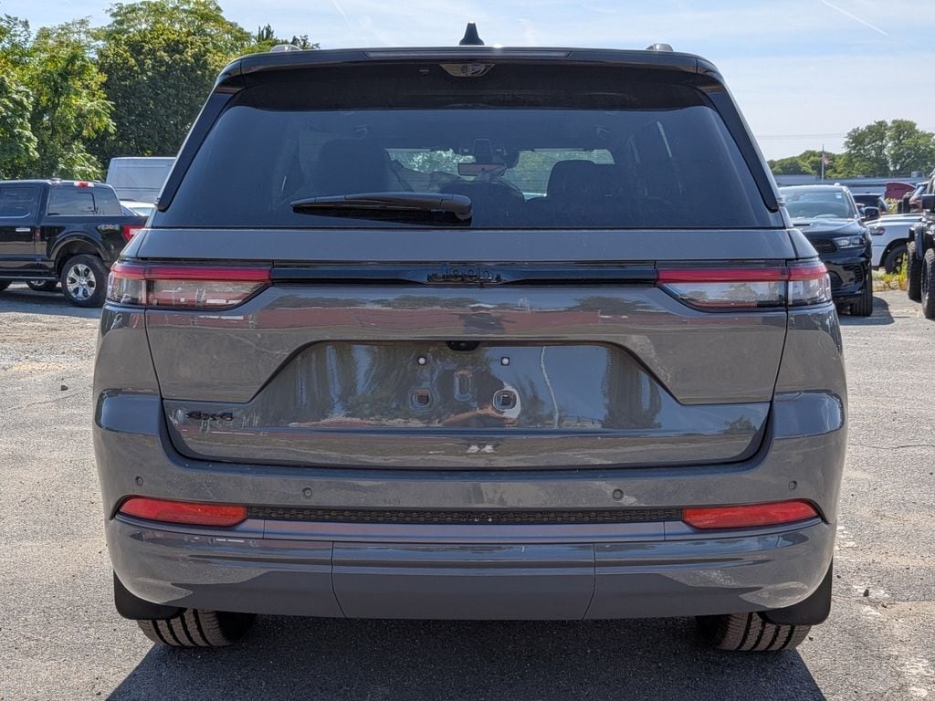 New 2027 Jeep Grand Cherokee Limited Reserve Sport Utility