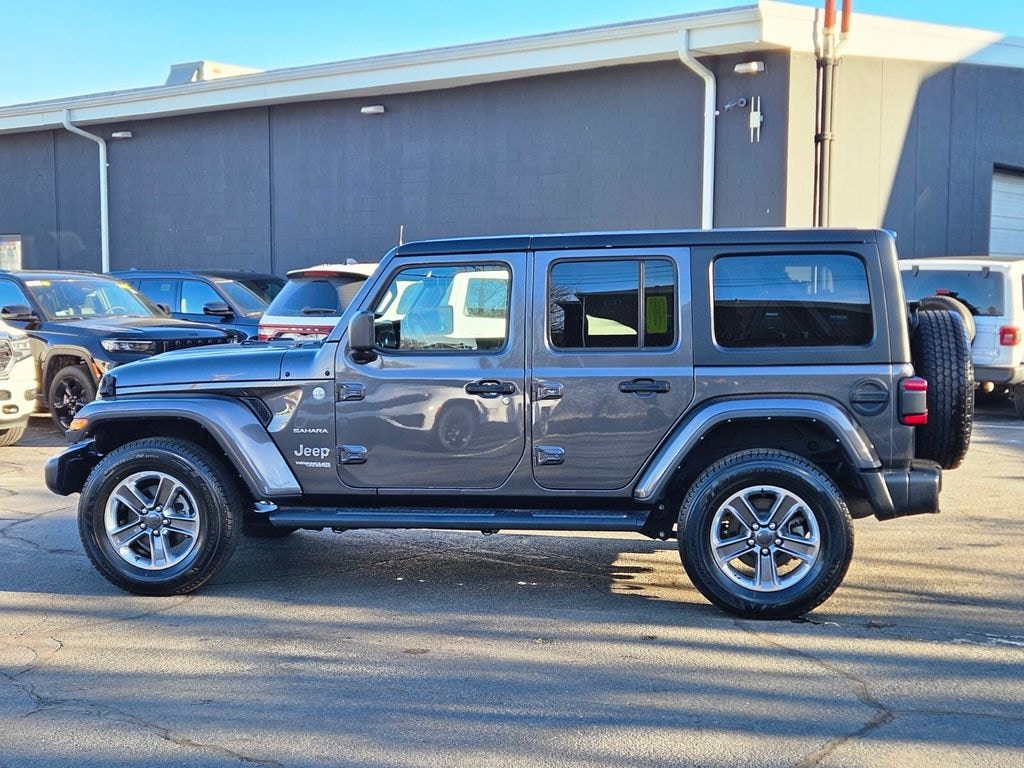 Used 2022 Jeep Wrangler Unlimited Sahara SUV
