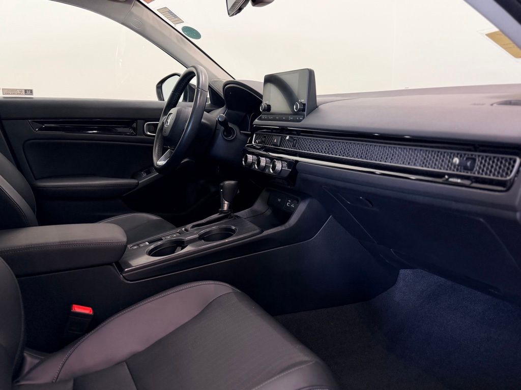 2023 Honda Civic Hatchback EX-L - Photo 17