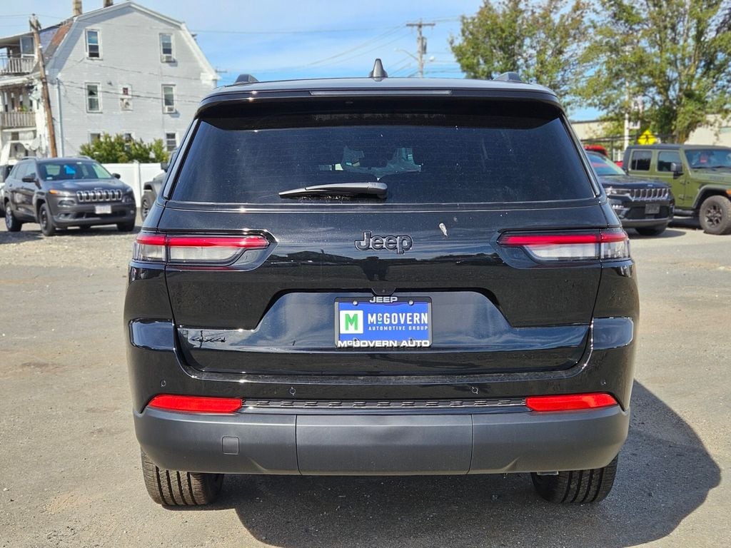 New 2025 Jeep Grand Cherokee L Altitude X Sport Utility