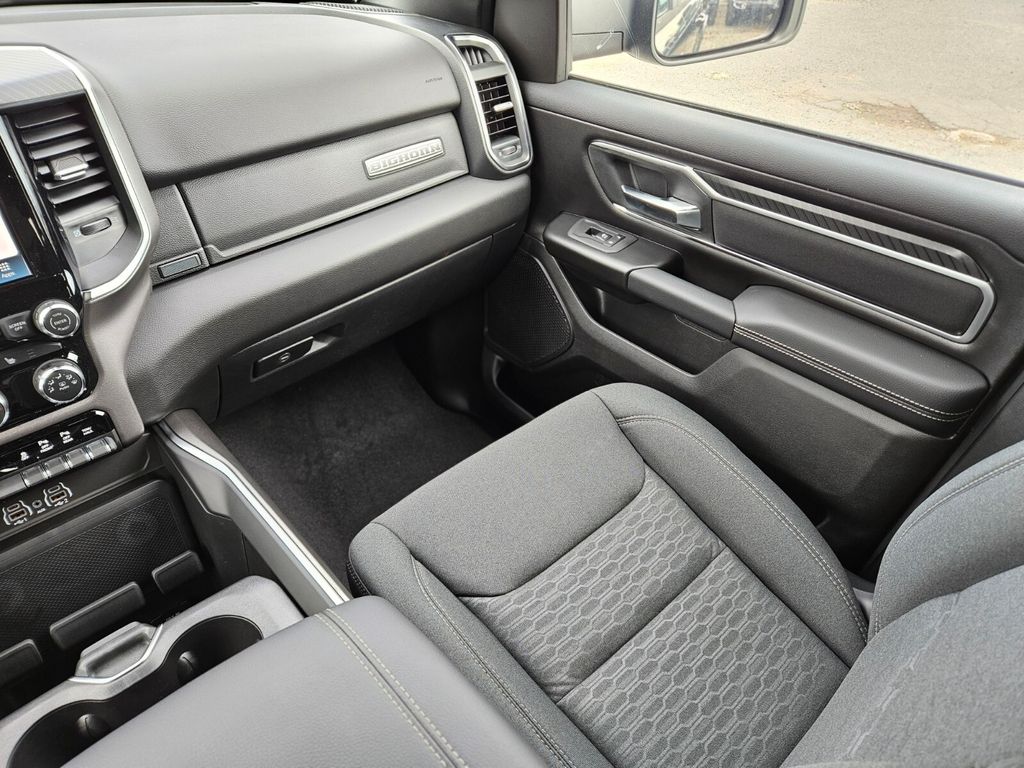 2026 RAM 1500 Big Horn/Lone Star - Photo 15