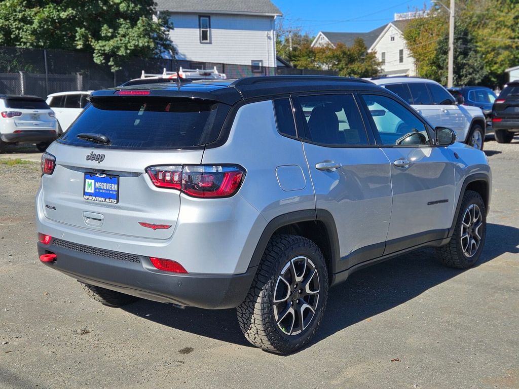 2026 Jeep Compass Trailhawk Sport photo 4